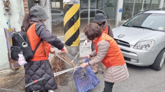 지산1동자원봉사캠프 '플로깅' 진행 